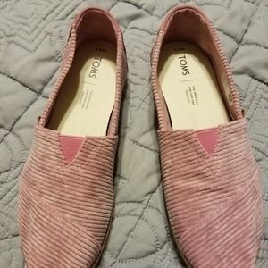 BNIB Mauve Size 8.5 Corduroy Toms